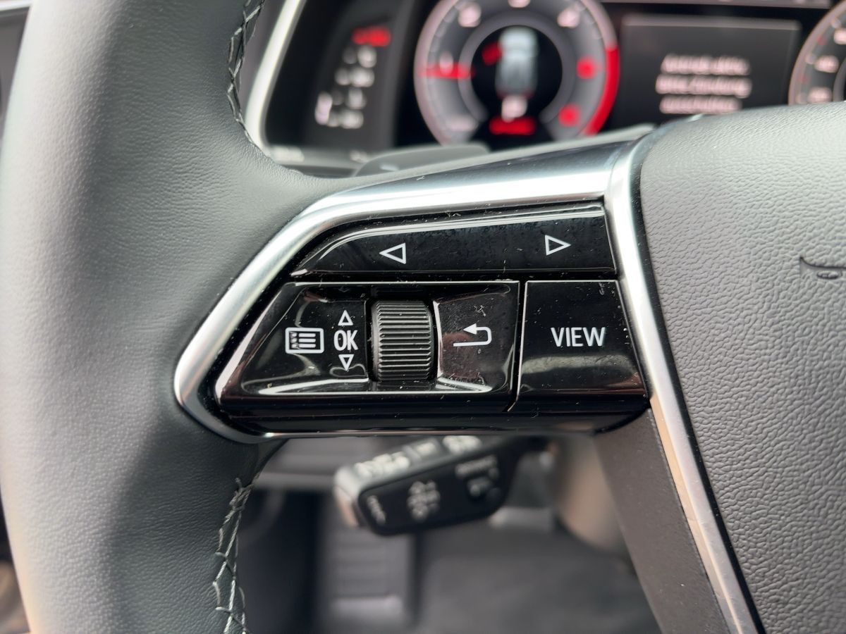 Audi A6 Avant 40 TDI Q. sport - Samsaru's Car Outlet