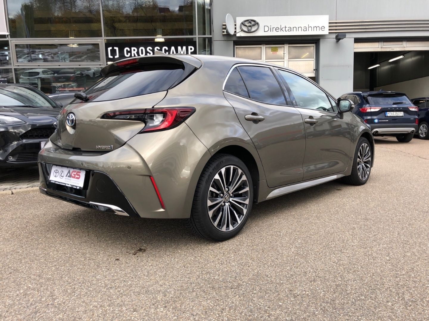 Toyota Corolla 5-Türer Hybrid 1,8L Team D