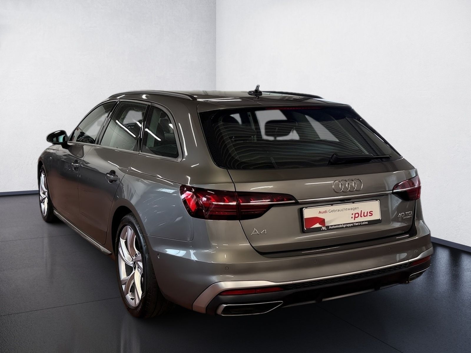 Audi A4 Avant S line 40 TDI S line quattro S-tronic A