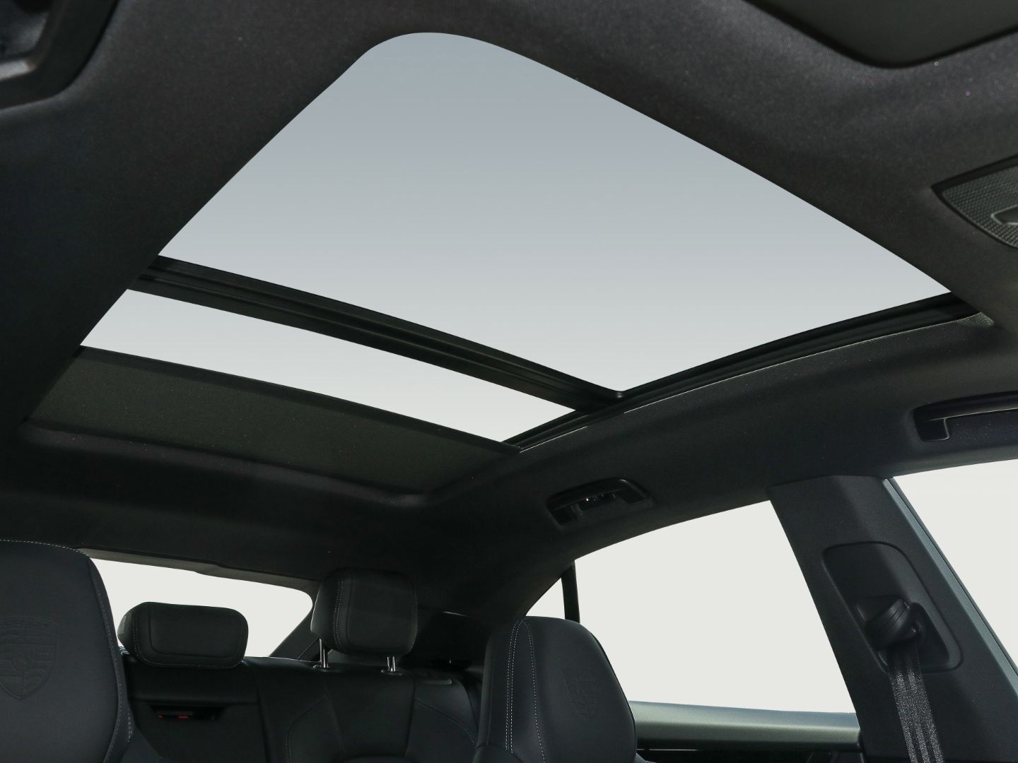 Porsche Macan 4 BOSE Panorama Rückfahrkamera Lederpaket