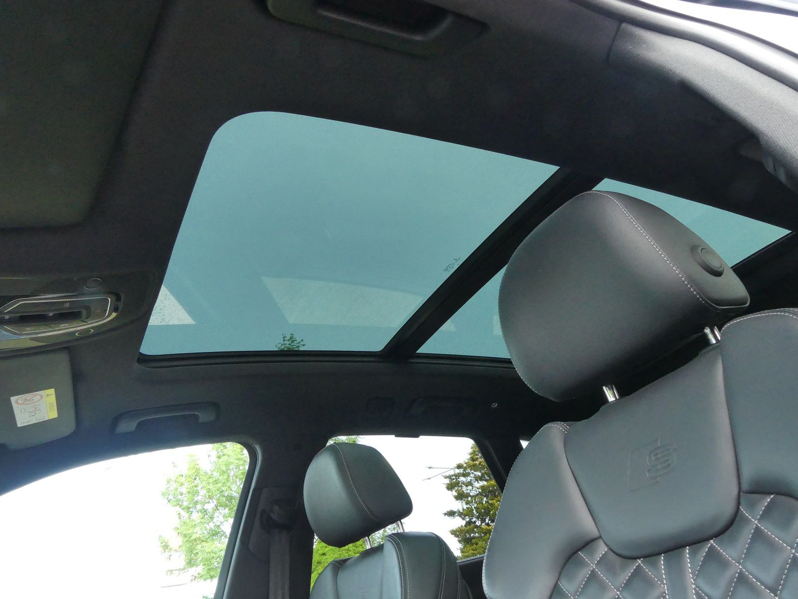 Audi Q5 40 TDI S-Line s-tronic - Samsaru's Car Outlet