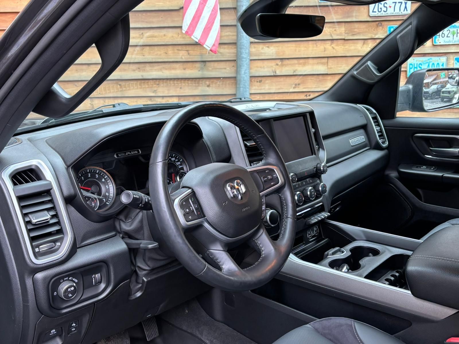 Dodge RAM 1500 5,7L Gen5 Hardtop QuadCab Leder LPG