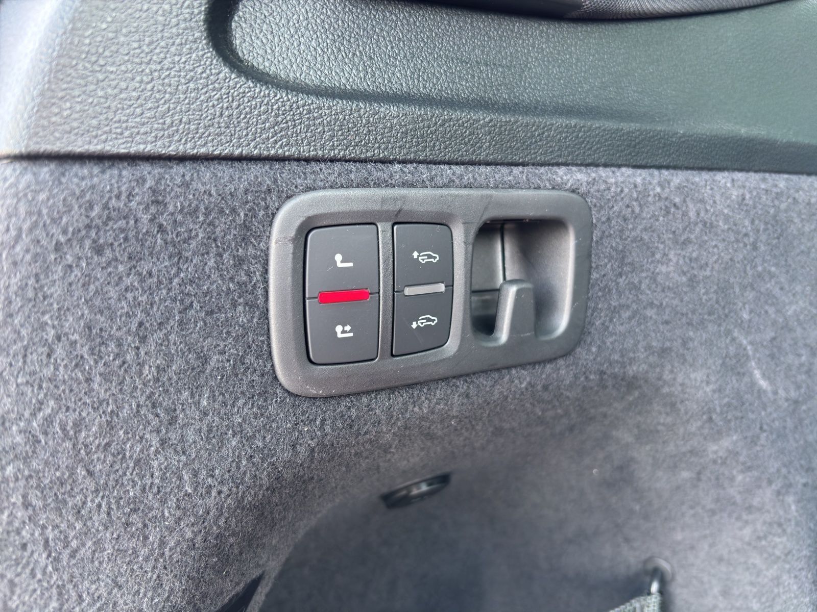 Audi Q7 50 TDI quattro S-LINE*NAVI*MATRIX*HUD*LUFT*AH