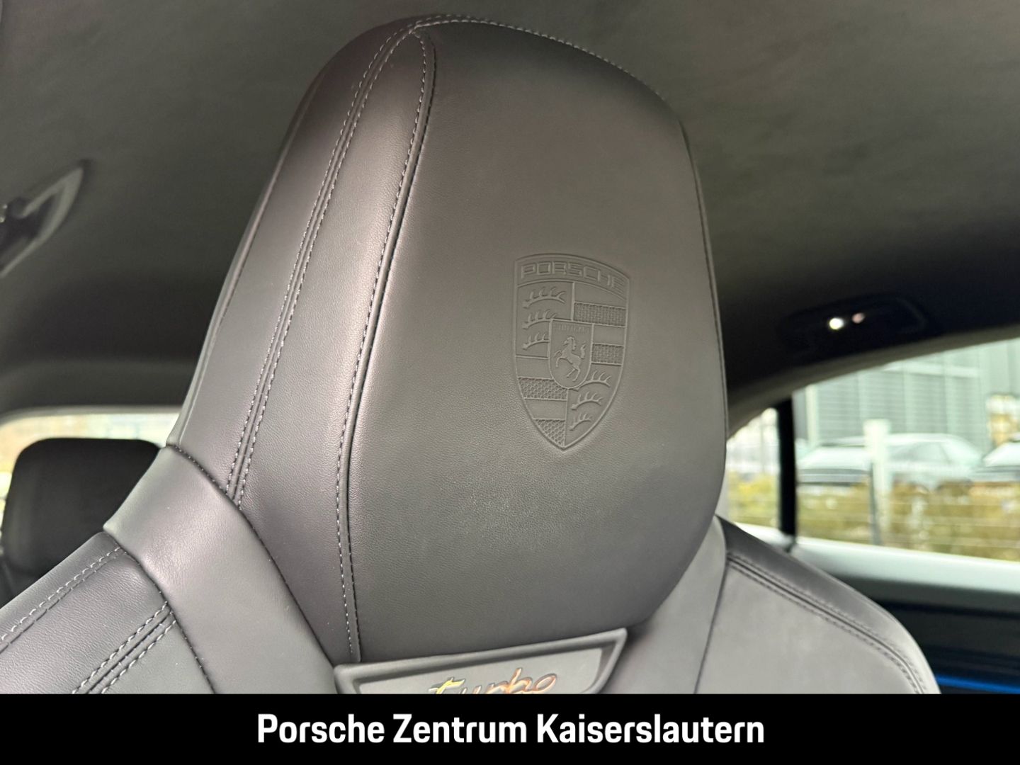 Porsche Macan Turbo 22-Zoll Rückfahrkamera LED-Matrix
