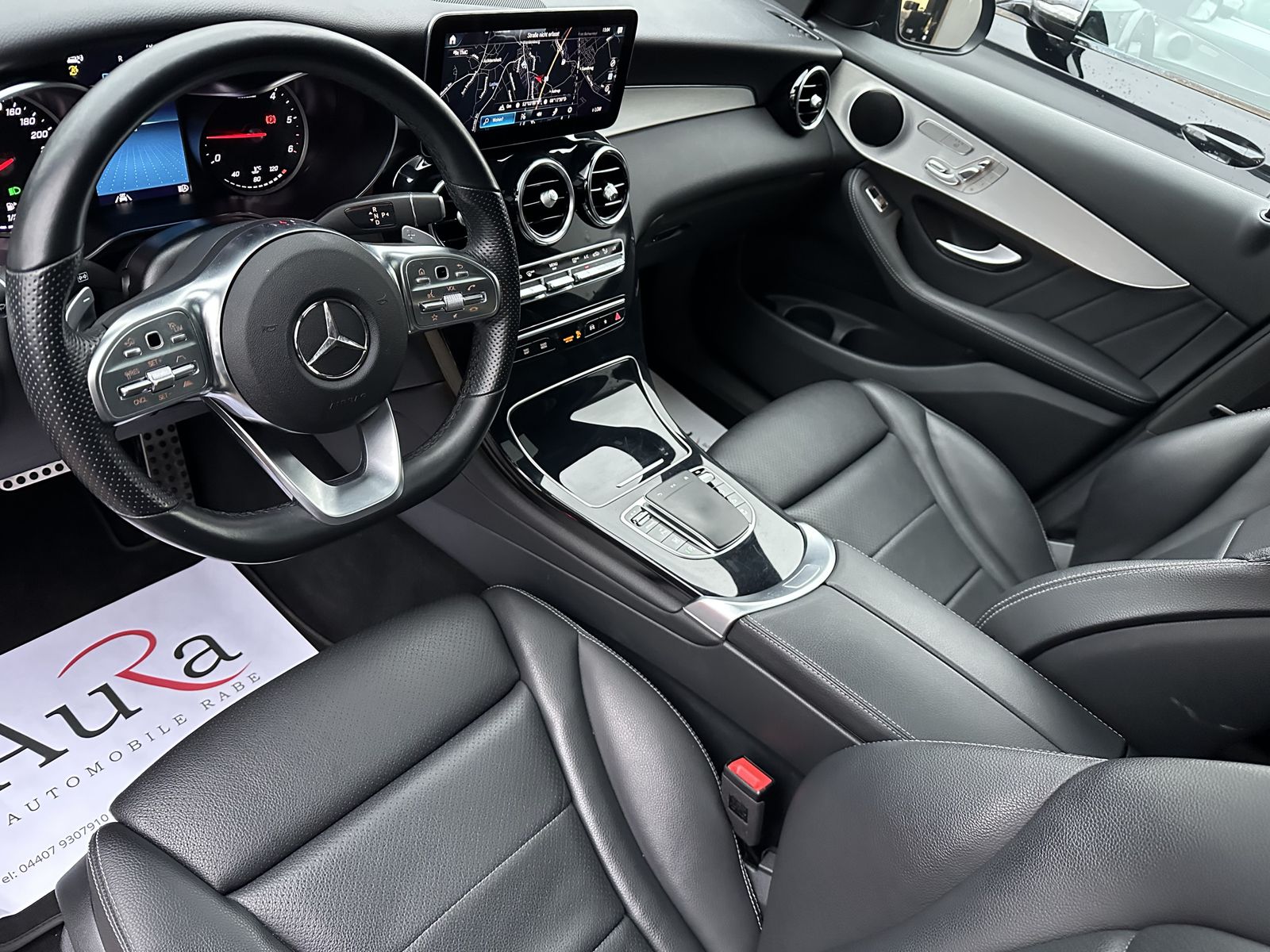 Mercedes-Benz GLC 200d 4M AMG-Line NAV+LED+AHK+HUD+PANO+ACC+PP
