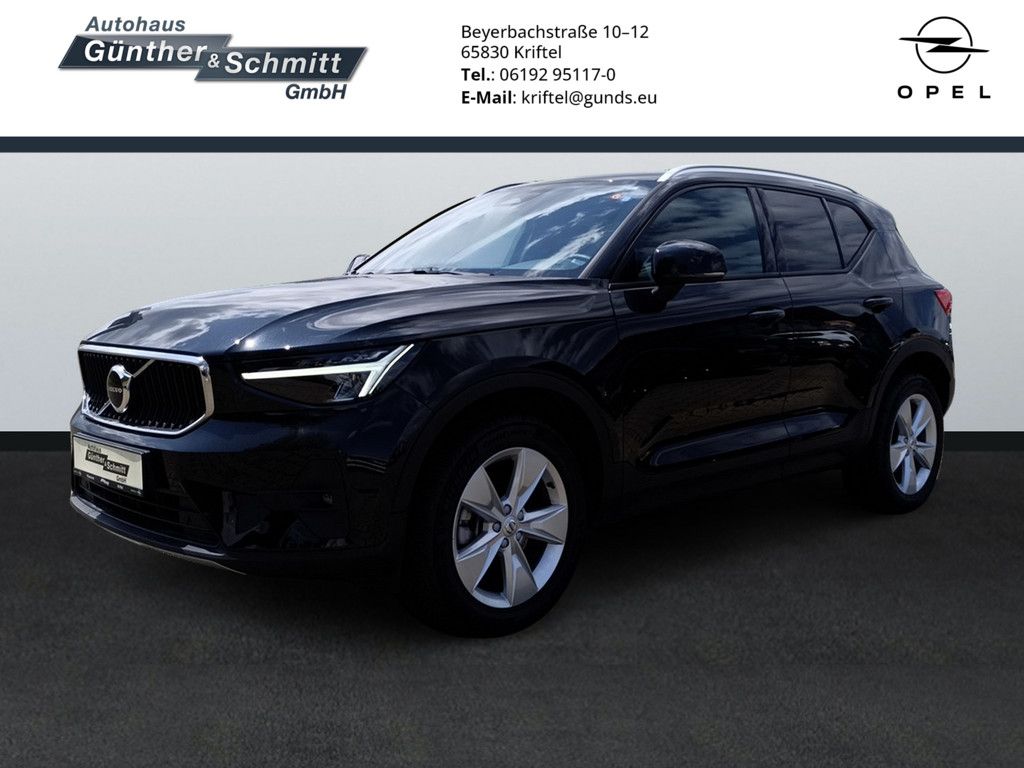Volvo XC40 2.0 Core 2WD AHK LED SCHEINWERFER