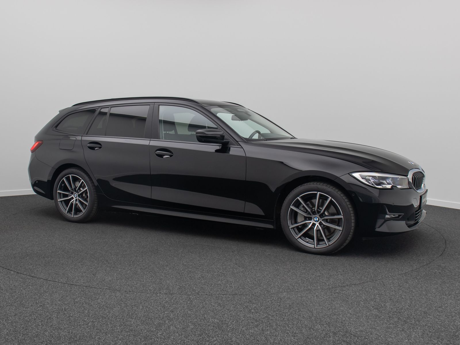 BMW 330e xD - Samsaru's Car Outlet