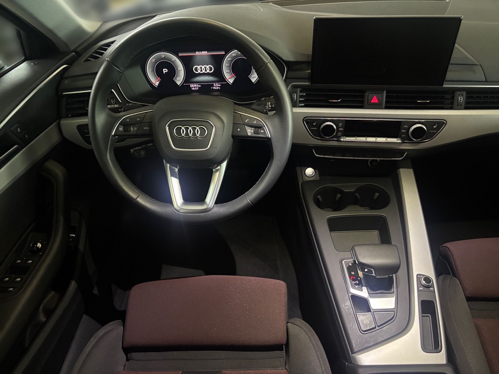 Audi A4 Avant 35 2.0 TDI S tronic - Samsaru's Car Outlet