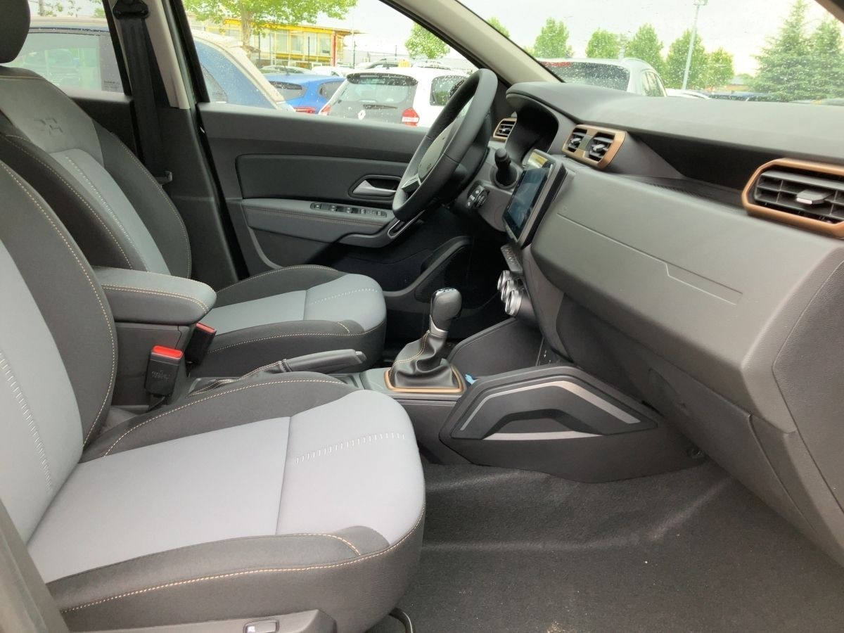 Dacia Duster Extreme TCe 150 - Samsaru's Car Outlet