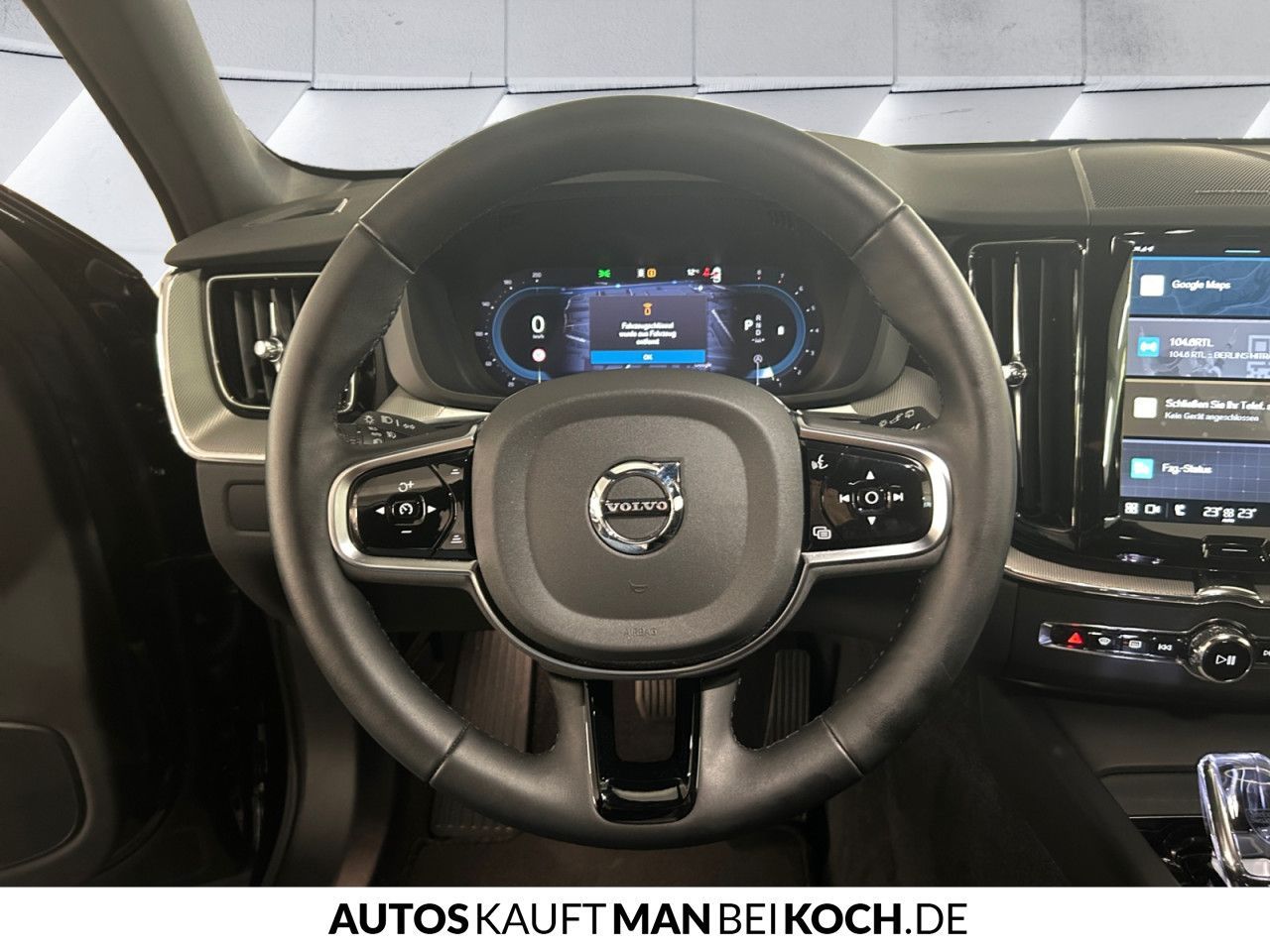 Volvo XC60 B5 AWD PlusDark ACC BLIS AHK VLED 4xSHz H&K