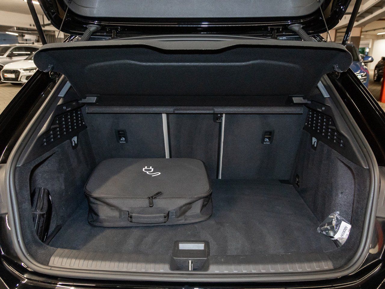 Audi A3 Sportback 40 TFSI e LED Navi Pano Sportsitze