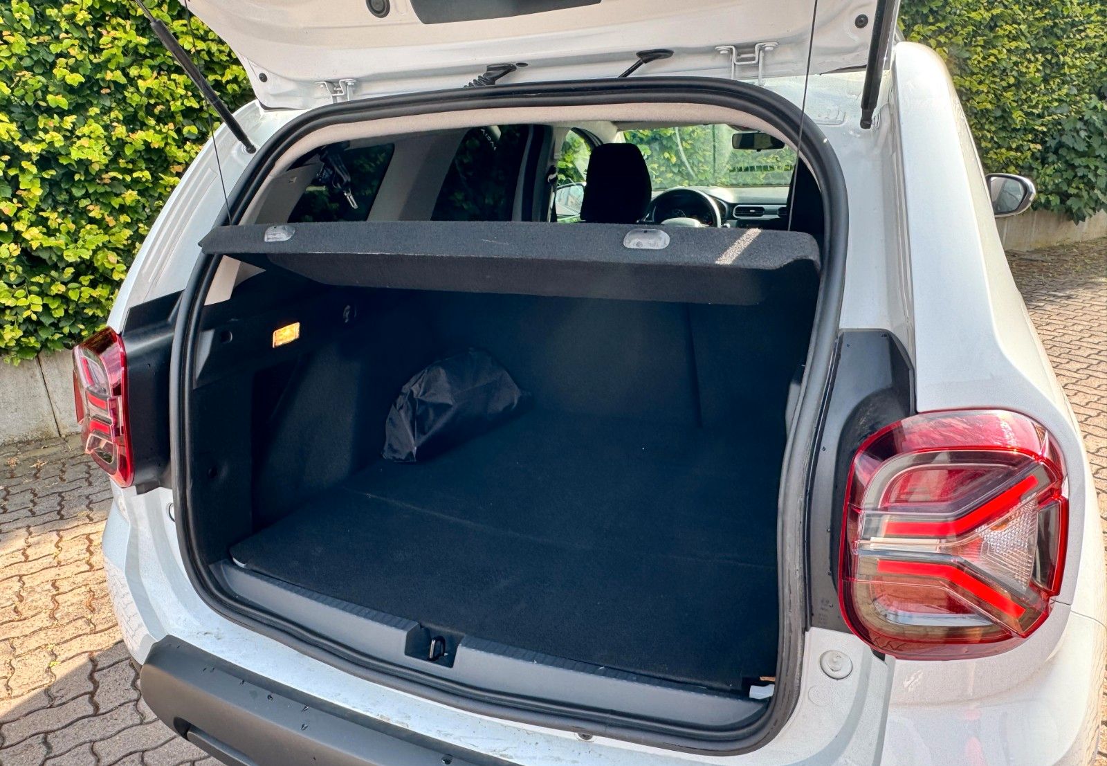 Dacia Duster 4x4 Expression 4WD - Samsaru's Car Outlet