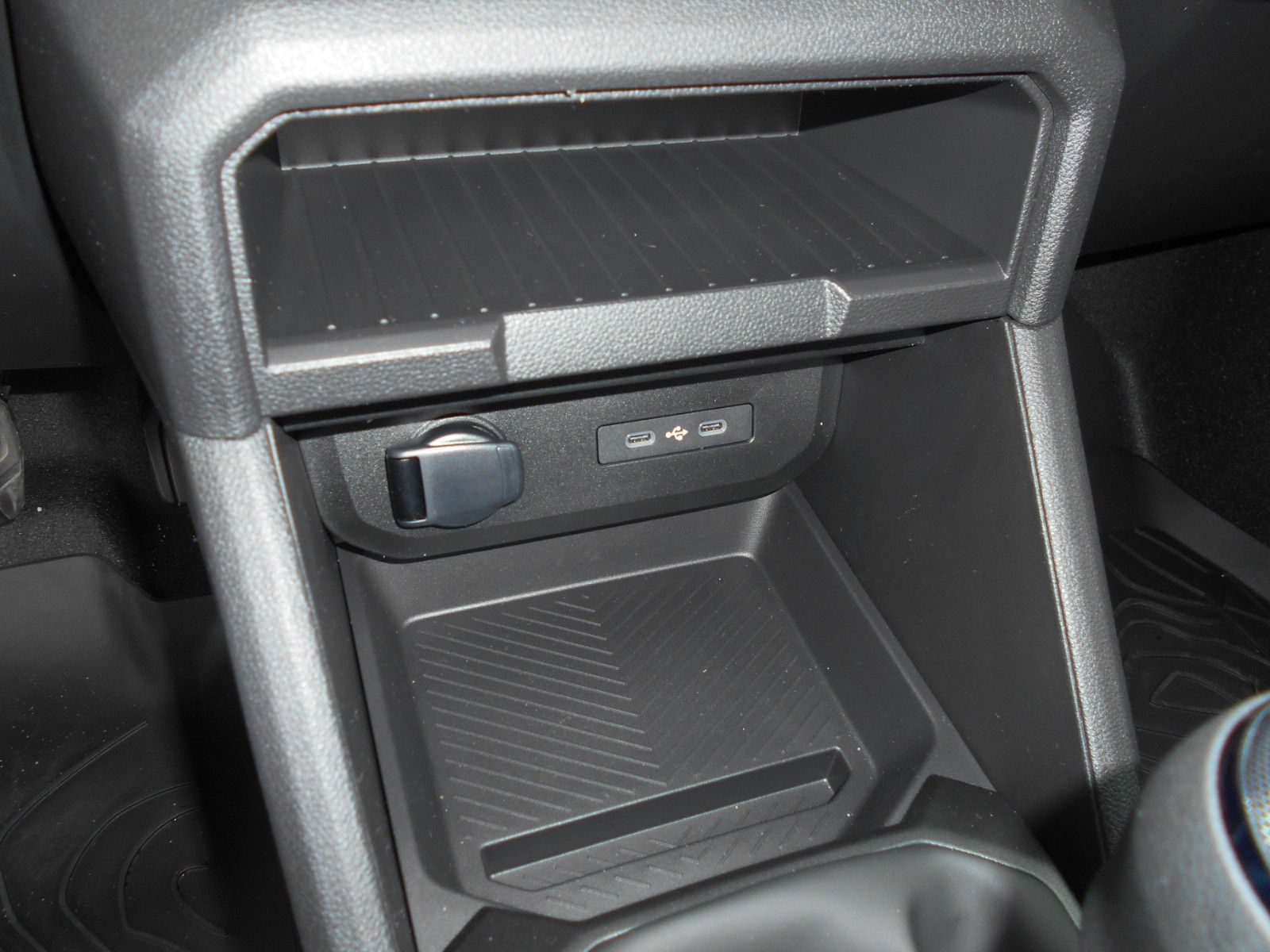 Dacia Duster III TCe 130 Expression 4x4 - Samsaru's Car Outlet