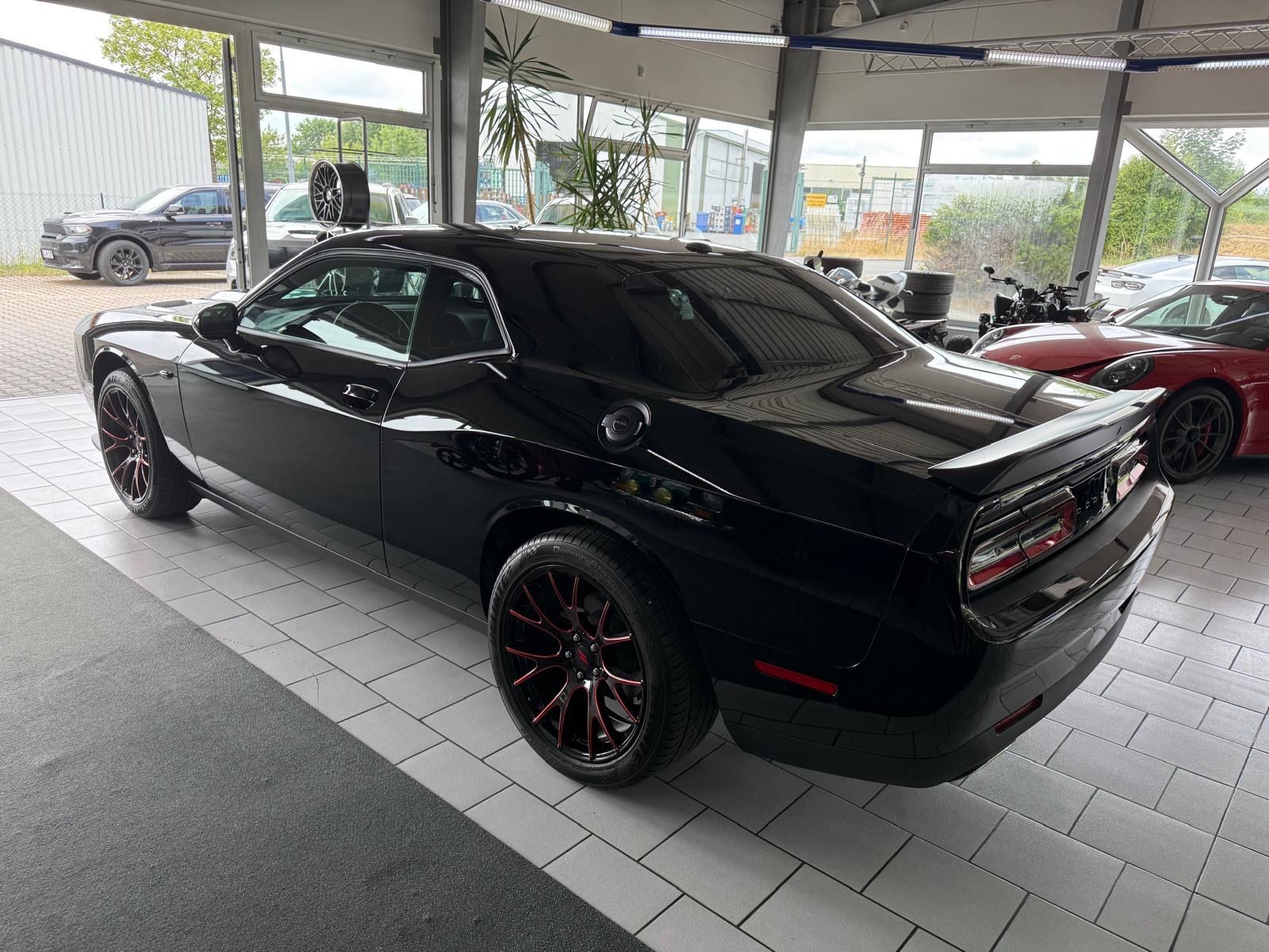 Dodge Challenger 3,6 Leder Kamera 8 Gang 2023