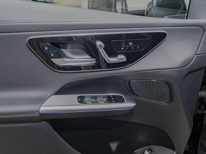 Mercedes-Benz GLC 300 e 4M AMG-Sport/Technik/Pano/HUD/AHK/Dist