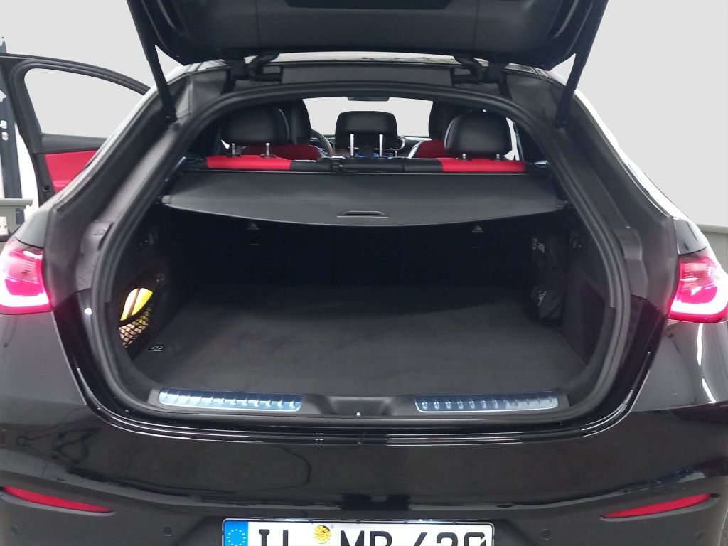 Mercedes-Benz GLC 300 4M Coupé AMG*DISTRON*LEDER*PANO-SD*360°