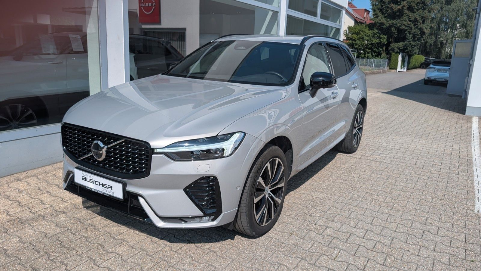Volvo XC 60 B4 Plus Dark AWD | Standheitzung