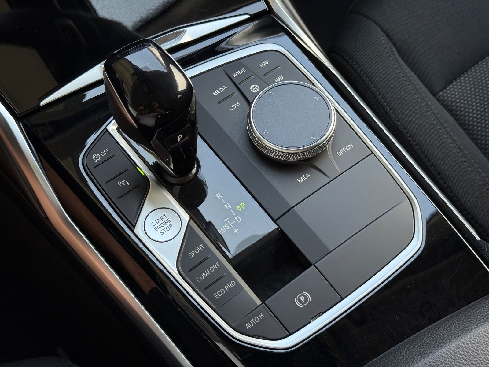BMW 320 d - Samsaru's Car Outlet