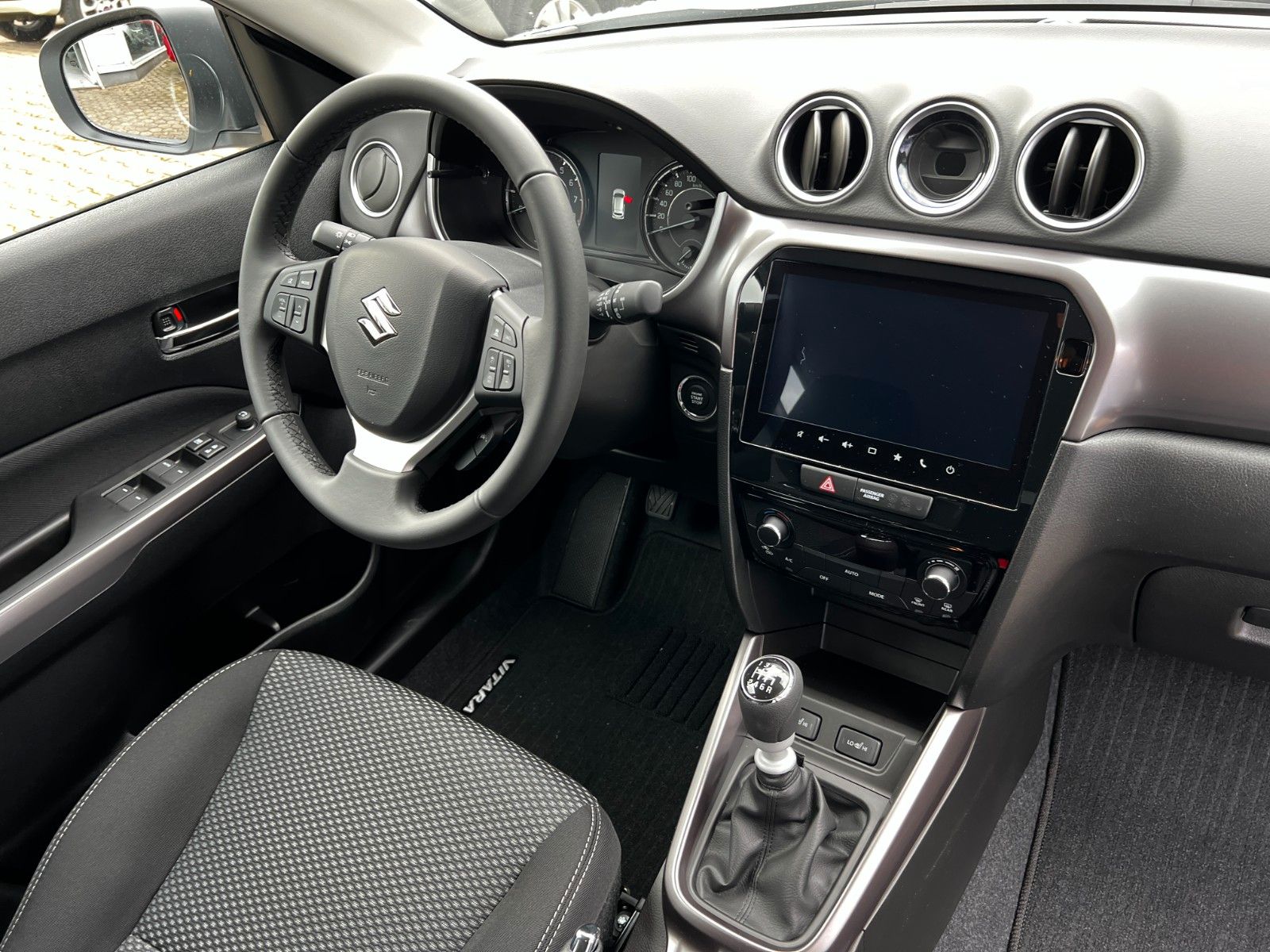 Suzuki Vitara 1.4 BOOSTERJET Hybrid Comfort Allgrip - Samsaru's Car Outlet