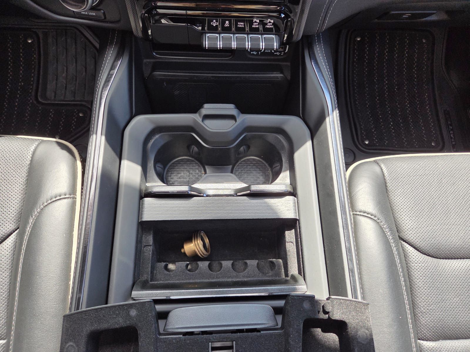 Dodge RAM 1500HEMI 5.7 4x4Limited Night Edition SSD