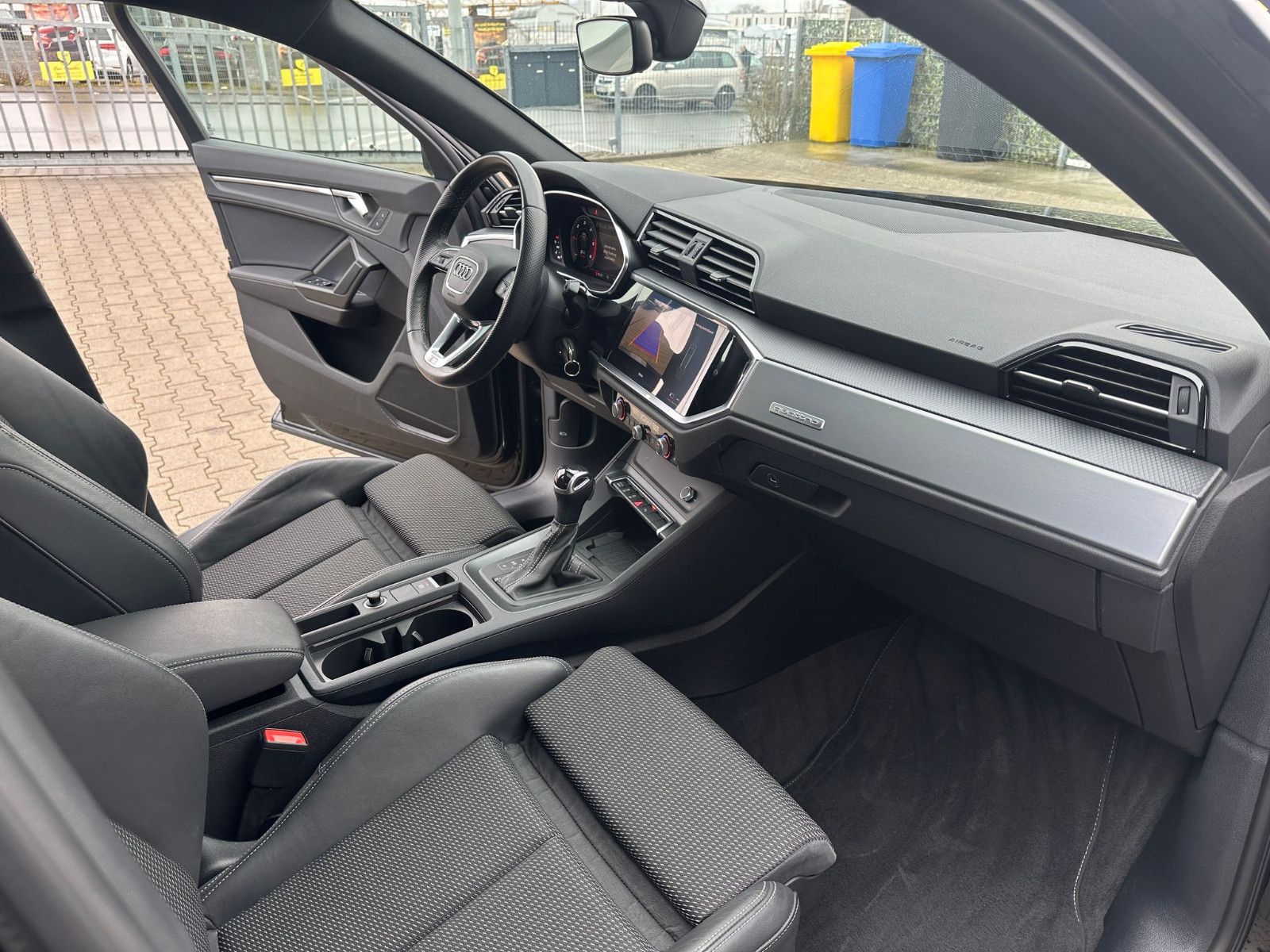 Audi Q3 35 TDI Sportback S line - Samsaru's Car Outlet