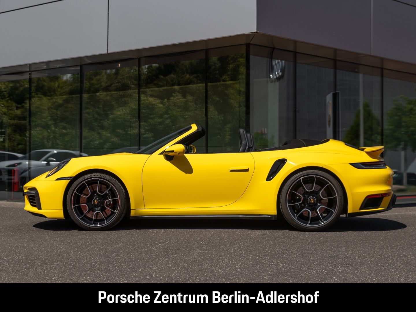Porsche 992 911 Turbo Cabriolet Burmester Liftsystem-VA