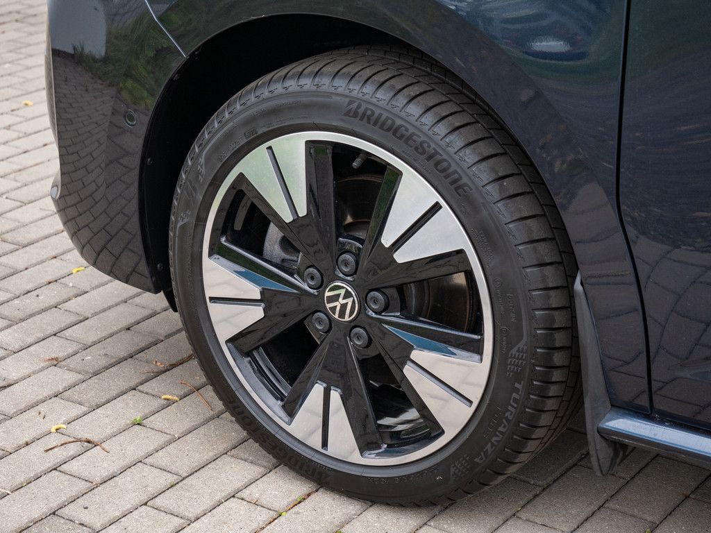 Volkswagen T7 Multivan 2.0TSI DSG - Samsaru's Car Outlet