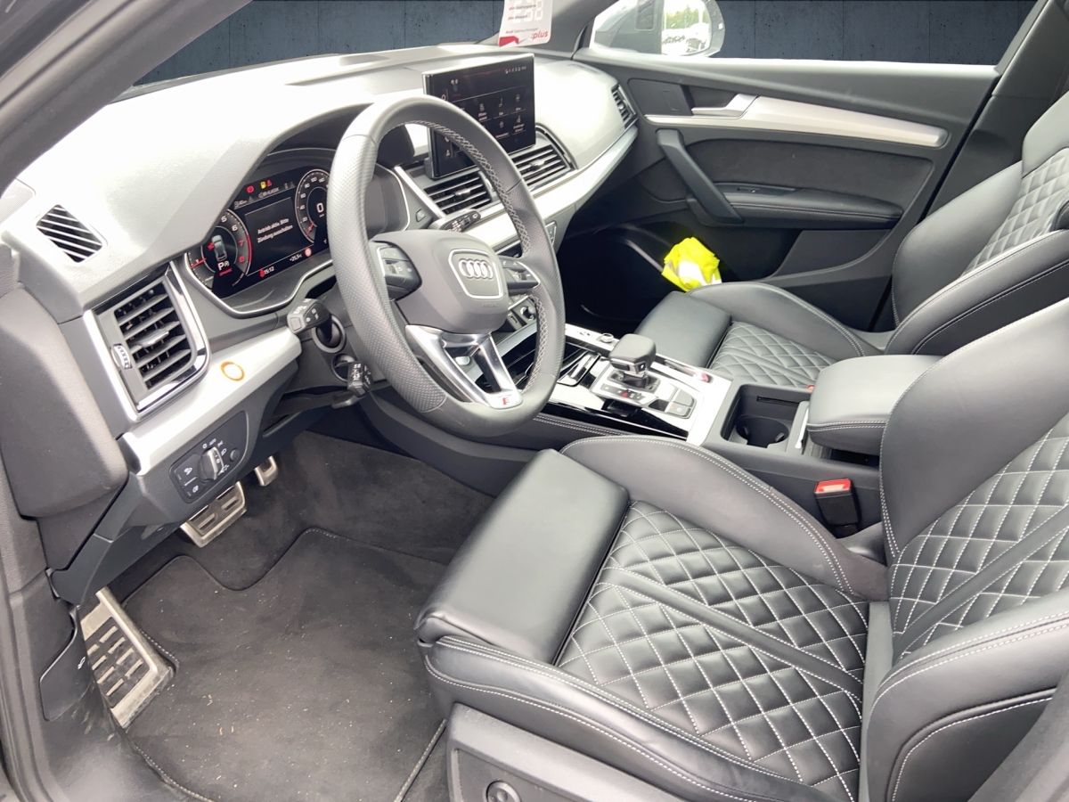 Audi Q5 SUV advanced 45 TFSI qu. S tr. - Samsaru's Car Outlet