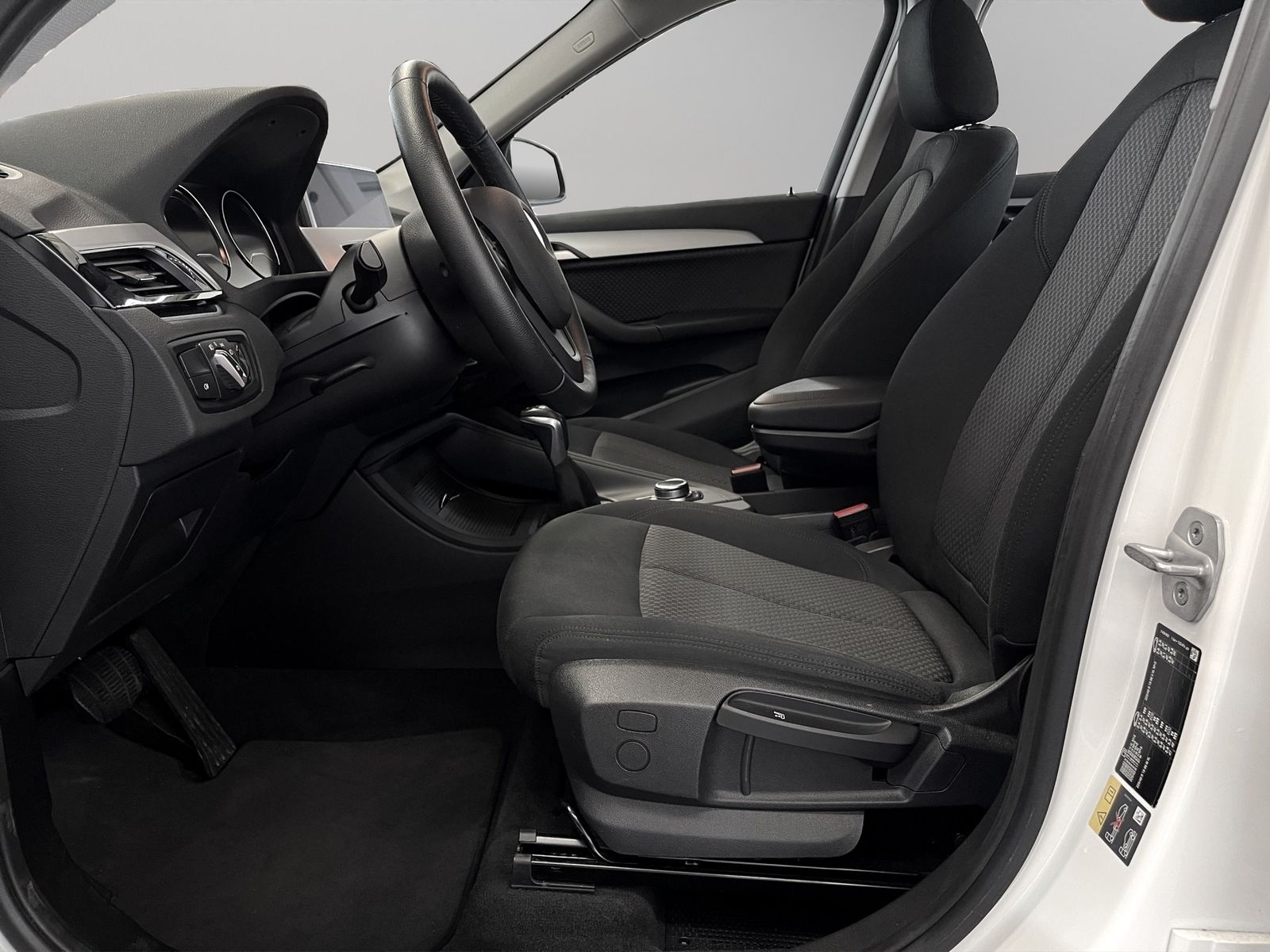 BMW X1 xDrive25e - Samsaru's Car Outlet