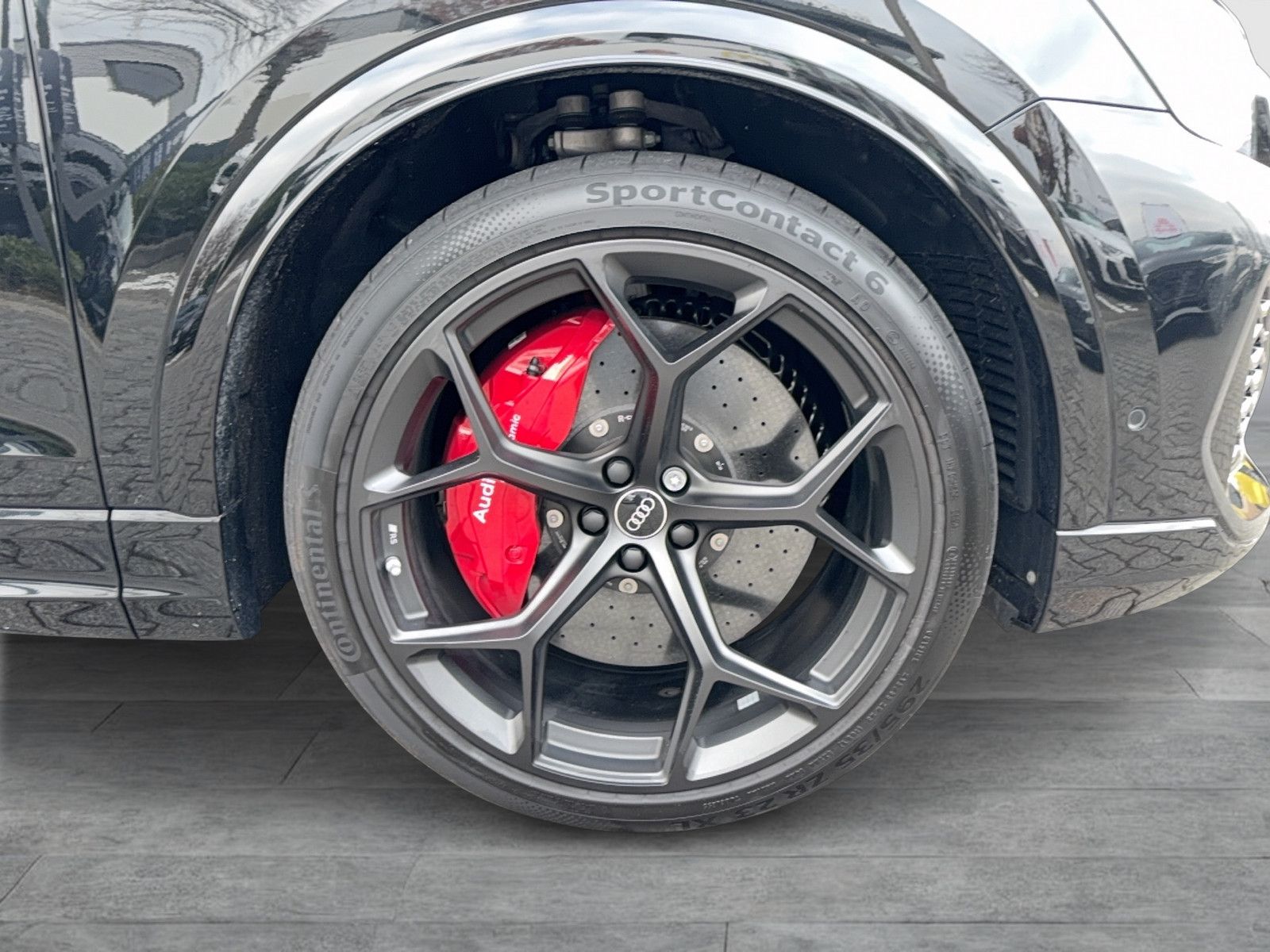 Audi RSQ8 performance All Black/Keramik/305km/h/RS-AG