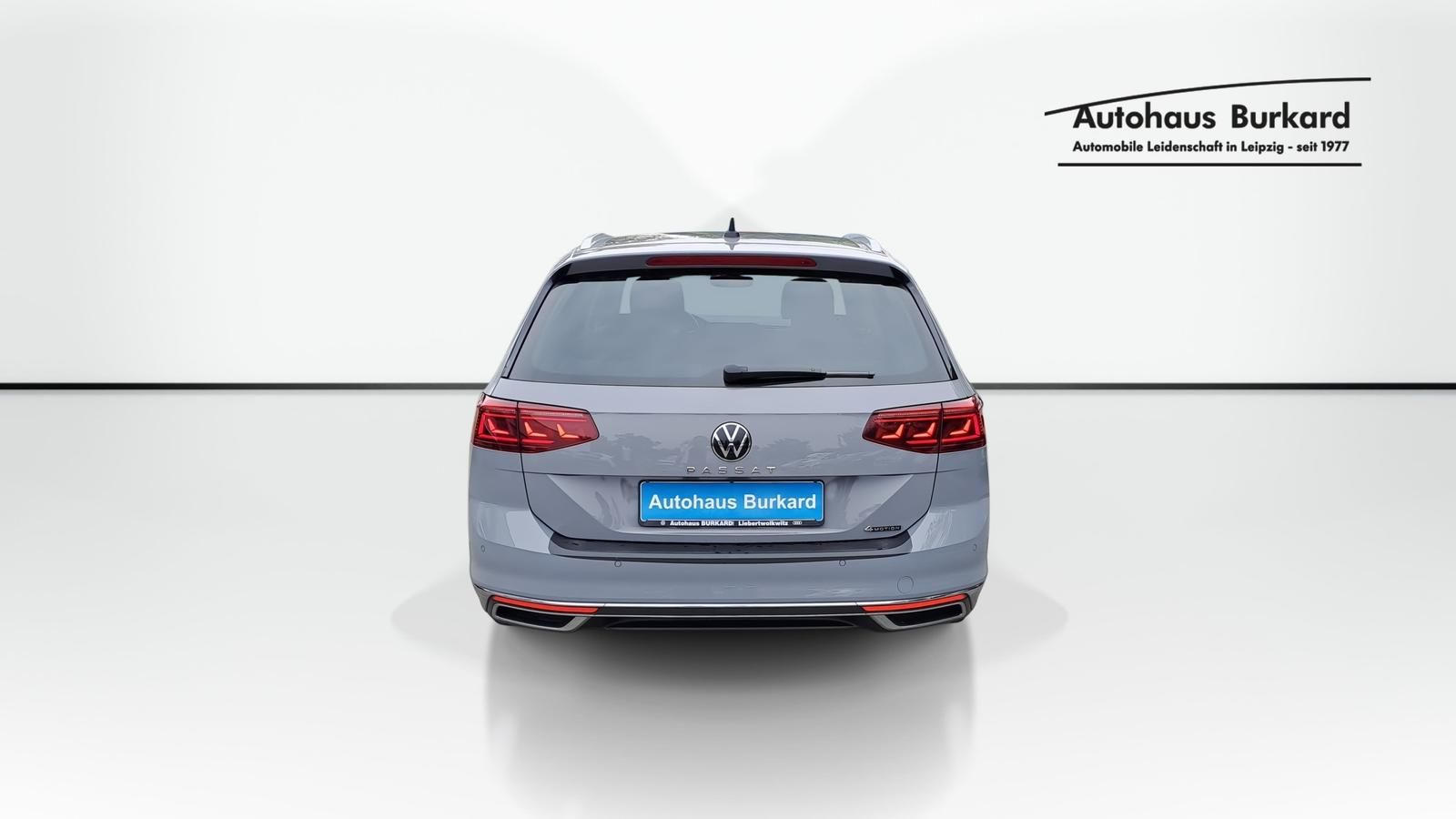 Volkswagen Passat Elegance 2.0 TDI+200PS+4M+Navi+RFK+Standh