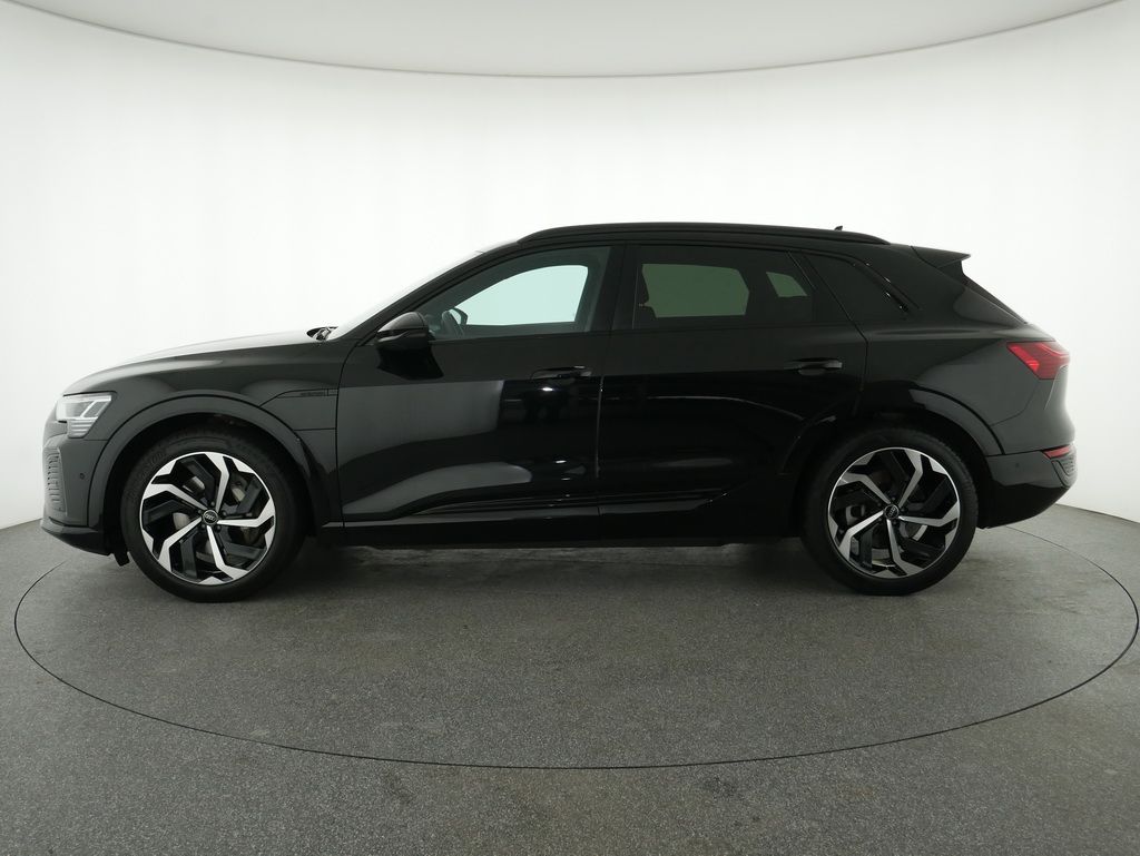 Audi Q8 55 S Line Int Pano,HUD,AHK,B&O,Matrix,Leder