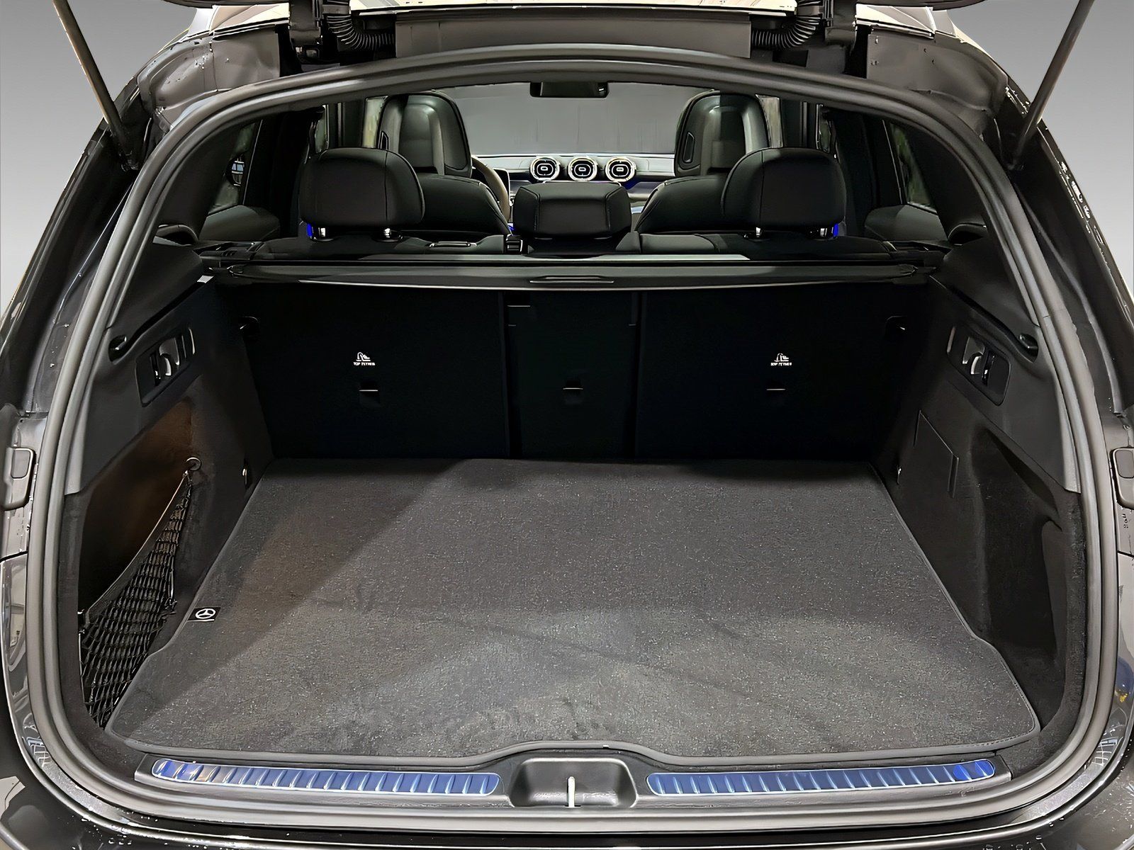 Mercedes-Benz GLC 220 d 4M AMG+DISTR+NIGHT+Memo+Pano+AHK+360°
