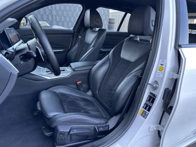 BMW 330e Touring M-Sport - Samsaru's Car Outlet