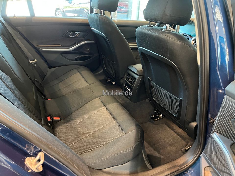 BMW 320d Touring Automatik Innovationsp. - Samsaru's Car Outlet