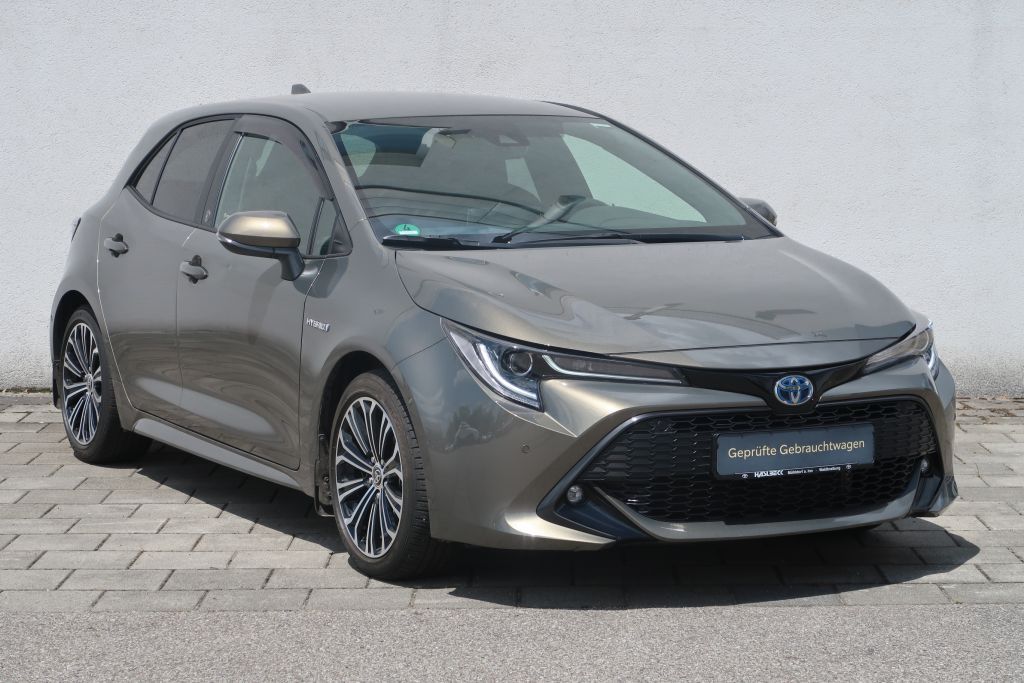 Toyota Corolla 1.8 Hybrid - Samsaru's Car Outlet