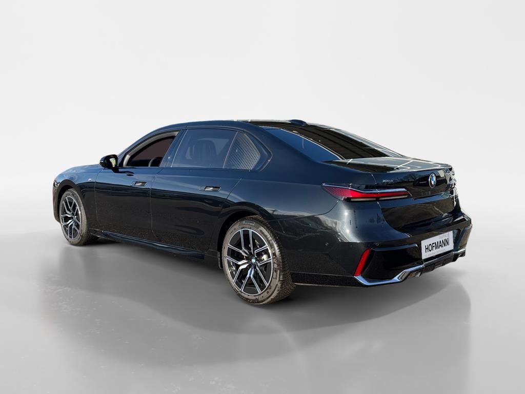 BMW 740d xDrive M Sport Inno+Sky Lounge+Standhg+B&W