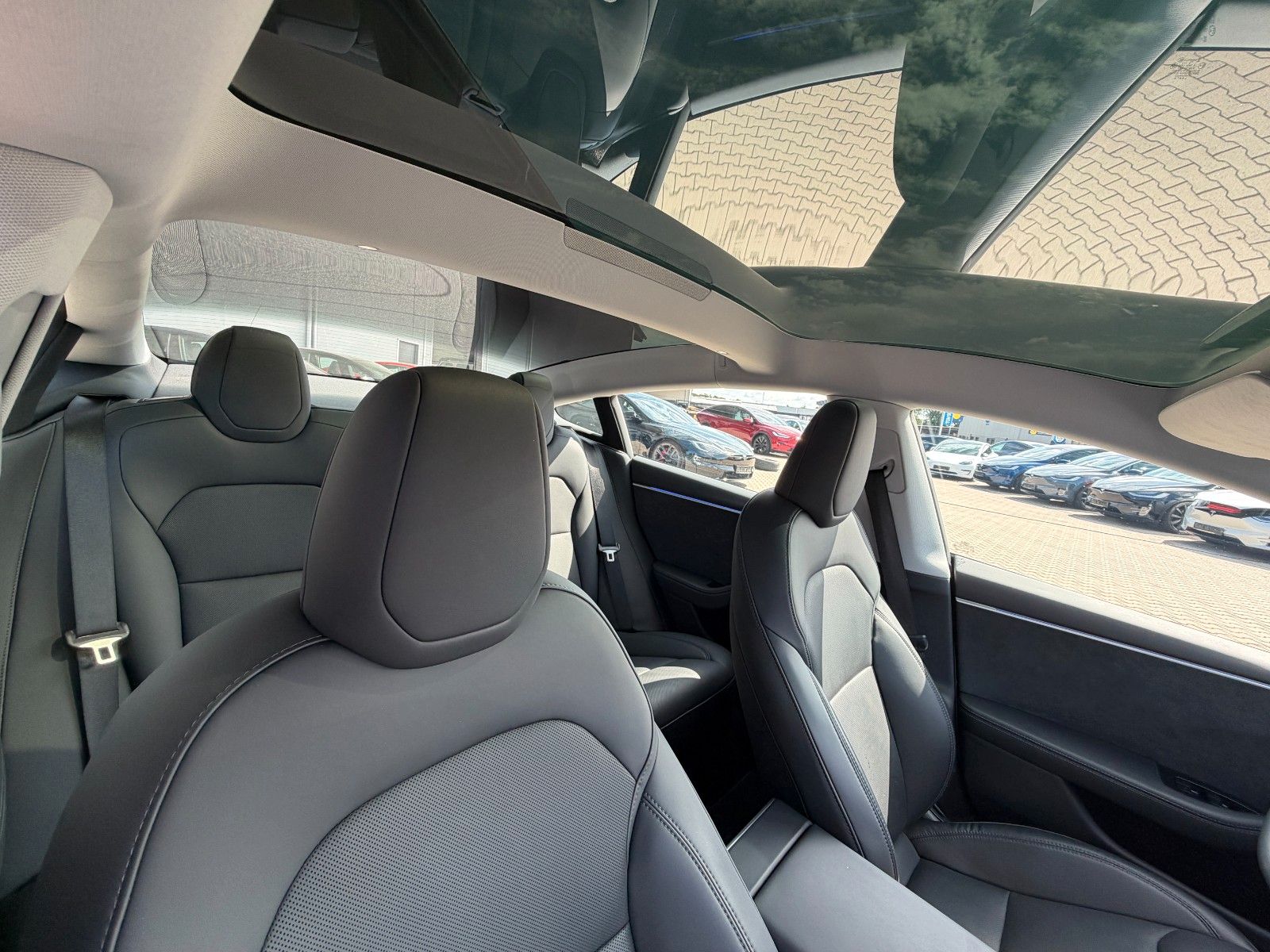 Tesla MODEL 3 HIGHLAND LR AWD | ENHANCED AP 4 KI |