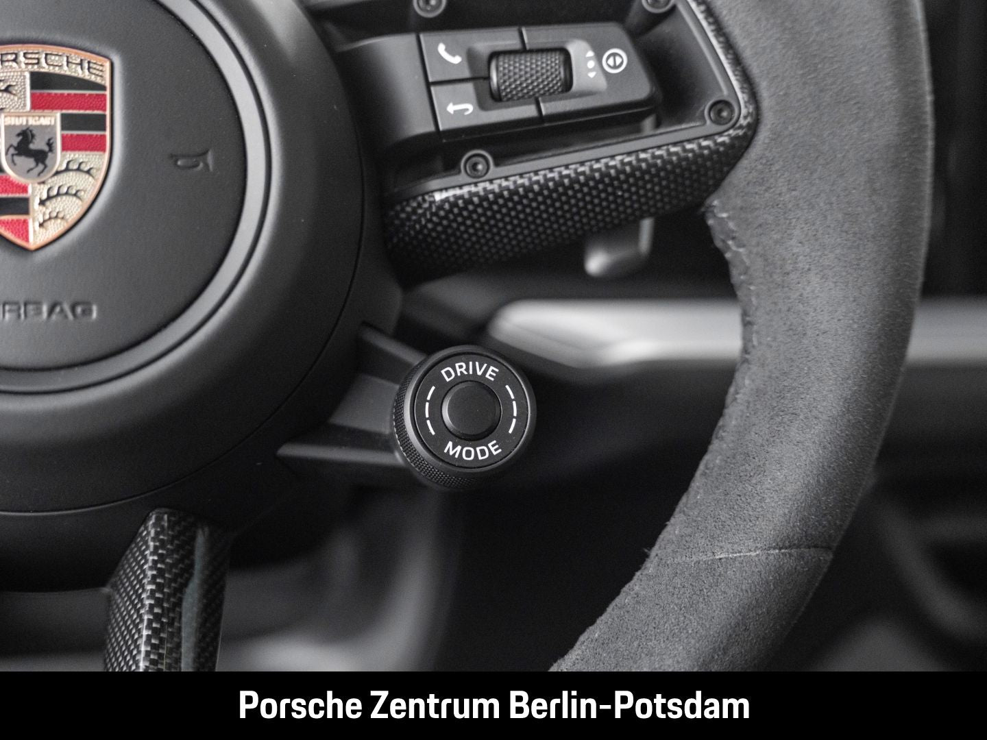 Porsche Cayenne E-Hybrid BOSE Luftfederung Panoramadach