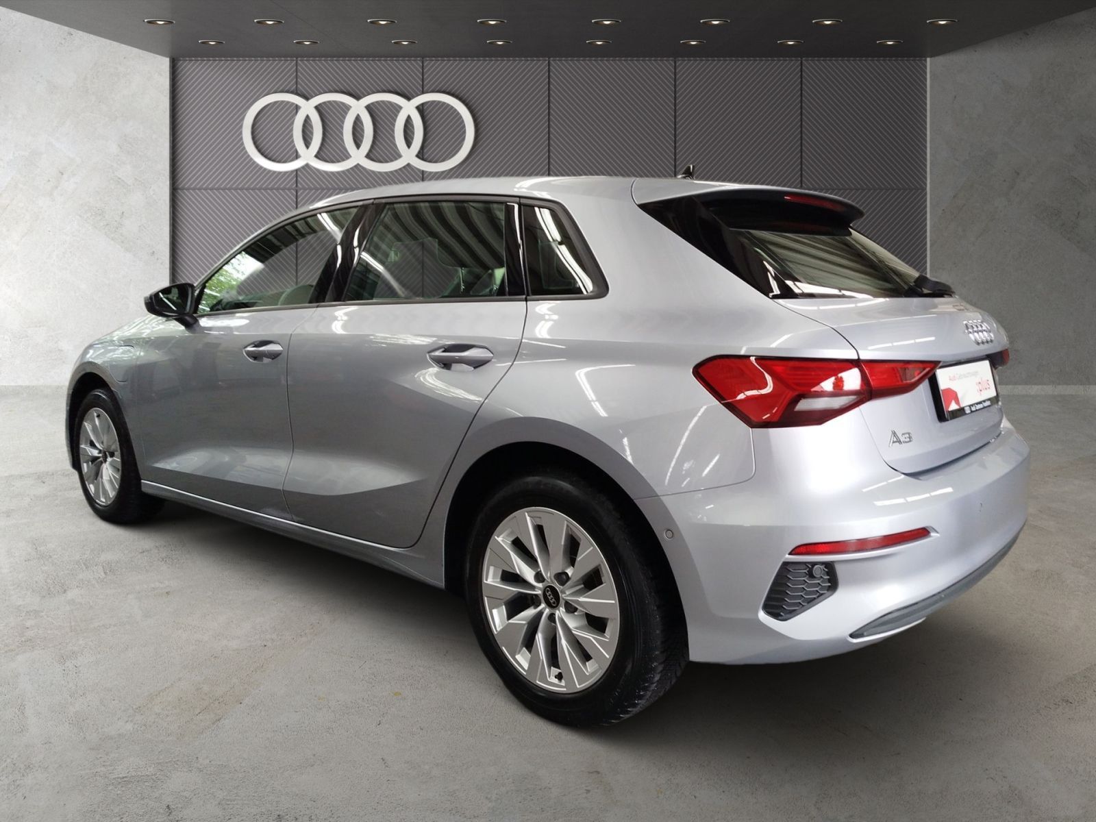 Audi A3 Sportback 40 TFSI e S tronic - Samsaru's Car Outlet