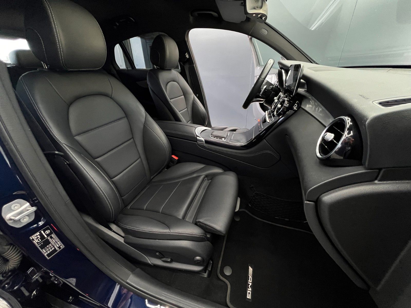 Mercedes-Benz GLC 300e 4M Coupé AMG - Samsaru's Car Outlet
