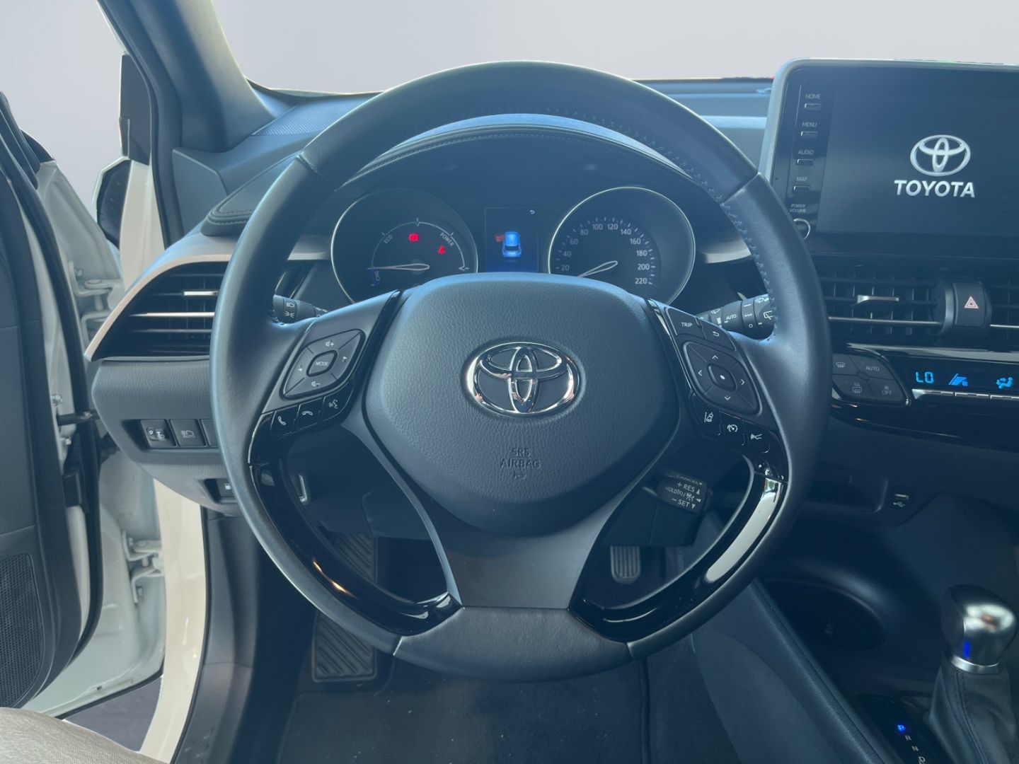 Toyota C-HR 1.8 Hybrid Business-Edition - Samsaru's Car Outlet