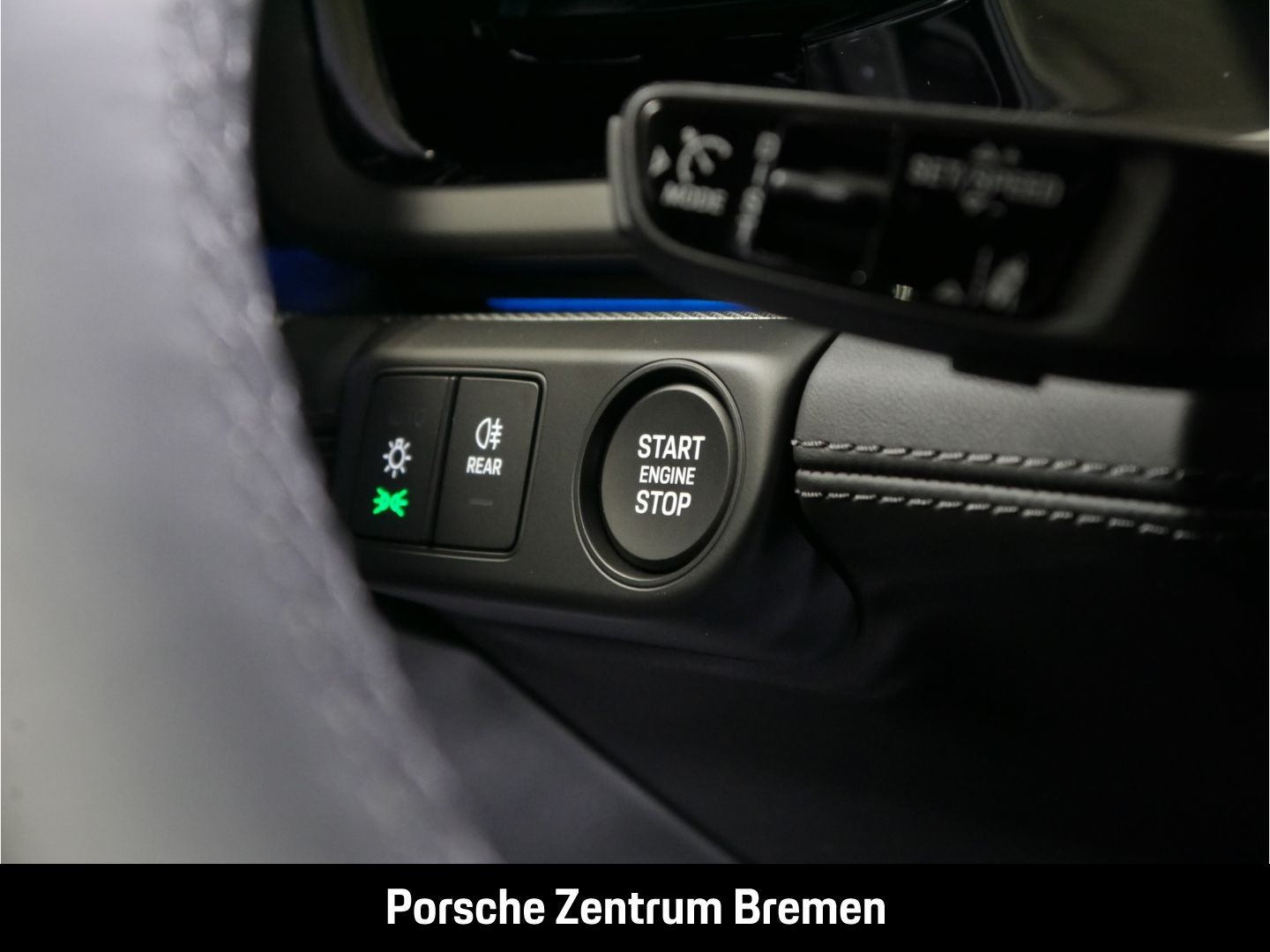 Porsche Panamera 4 E-Hybrid Luftfederung  Panodach Memor