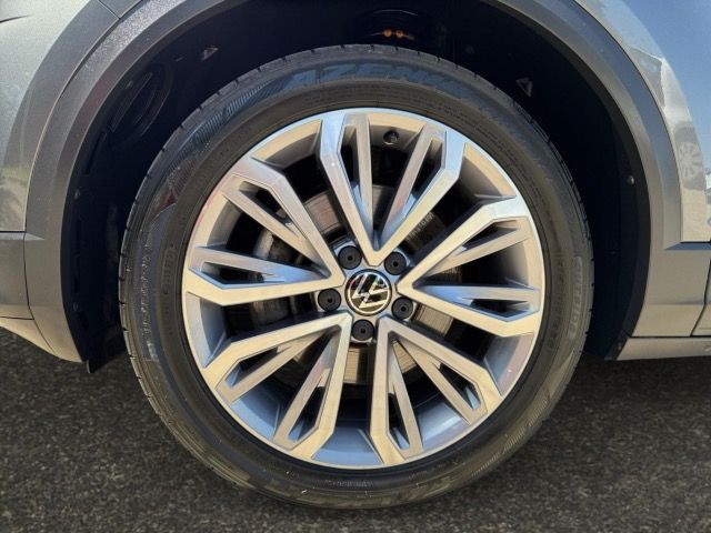 Volkswagen T-Roc 2.0 TDI DSG Sport - Samsaru's Car Outlet