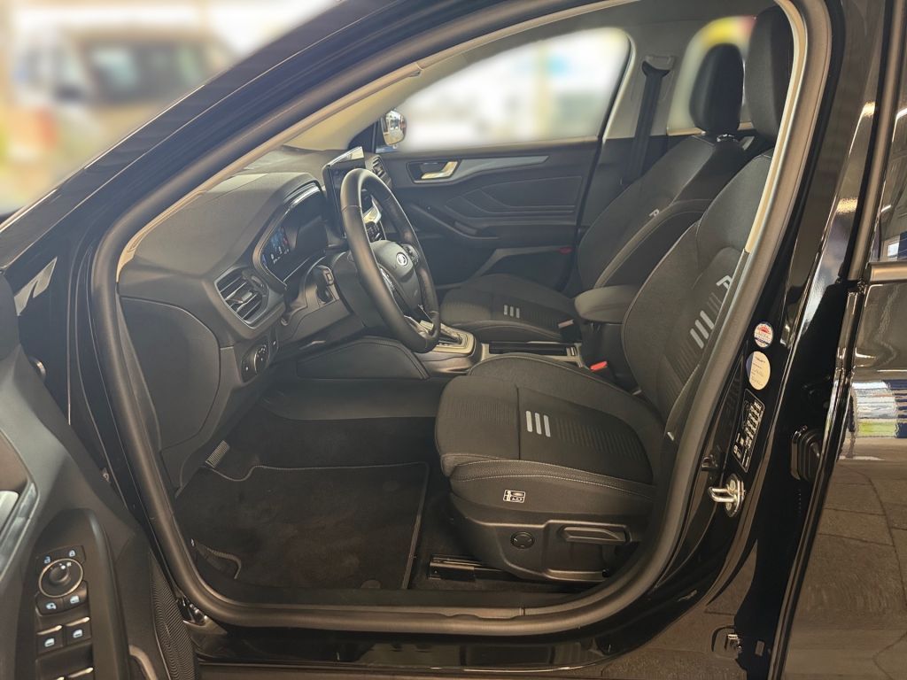Ford Focus Turnier 1.0 EcoBoost Hybrid Aut. ACTIVE X