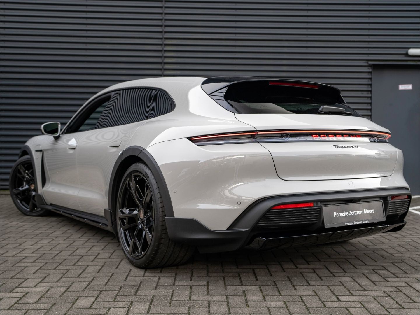 Porsche Taycan 4 Cross Turismo 21'', Offroad Design Pake