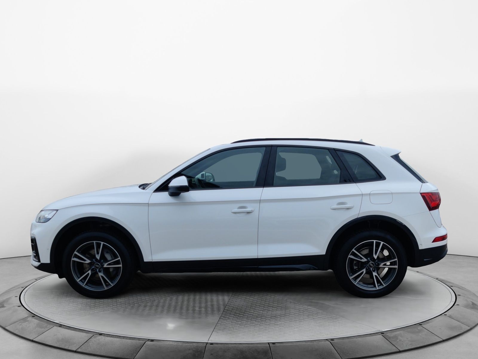 Audi Q5 50 TFSI e q. S-Tronic Advanced - Samsaru's Car Outlet