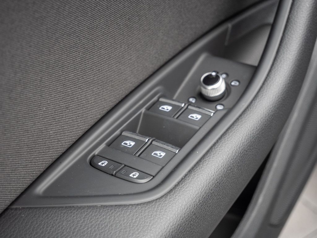 Audi A4 Avant 35 TDI S tronic - Samsaru's Car Outlet