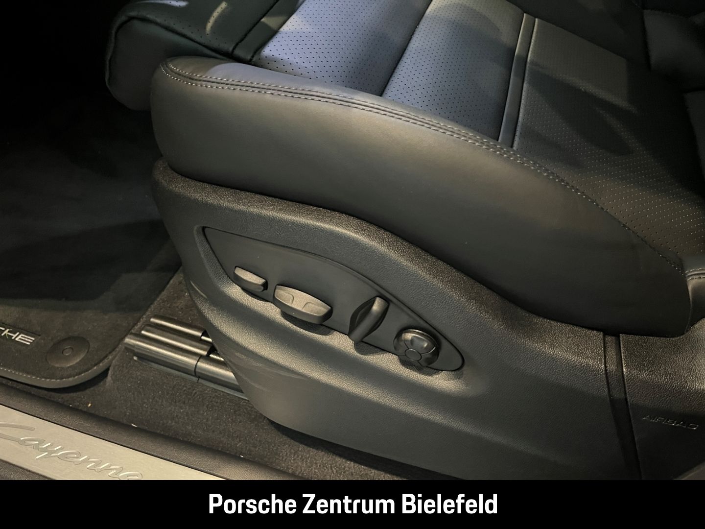 Porsche Cayenne E-Hybrid Coupe Panoramadach LED-Matrix