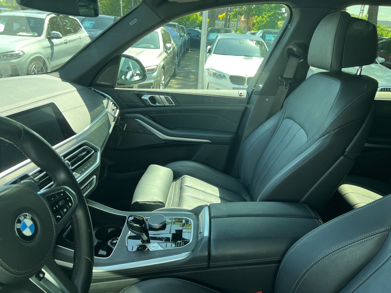 BMW X5 xDrive40d M SPORT+7SITZE+STANDHZ+LASERLICHT